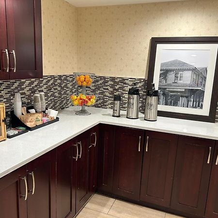 Prestige Aberdeen Lodge Kamloops Bagian luar foto