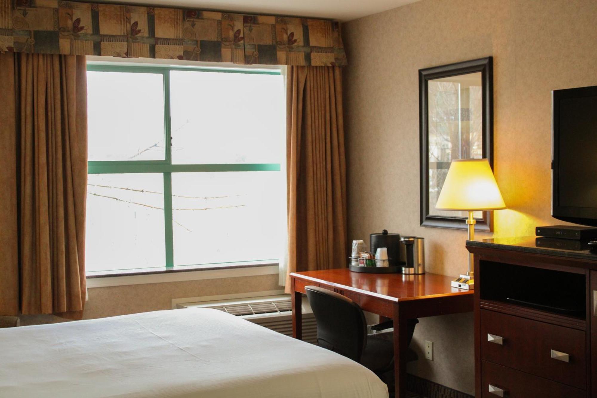 Prestige Aberdeen Lodge Kamloops Bagian luar foto
