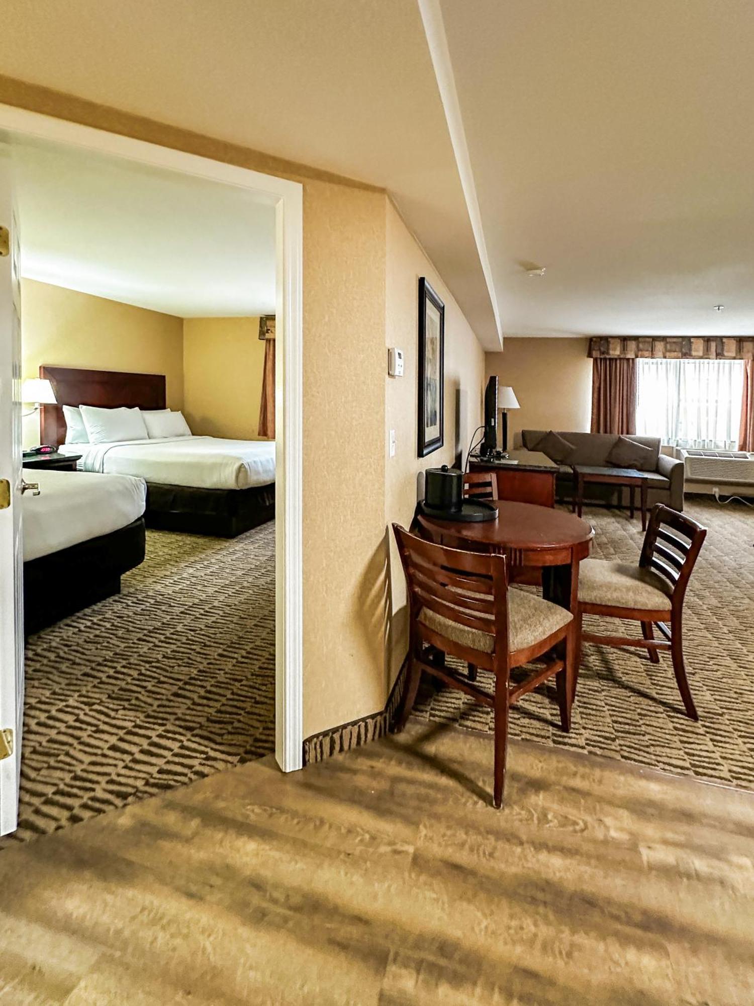 Prestige Aberdeen Lodge Kamloops Bagian luar foto